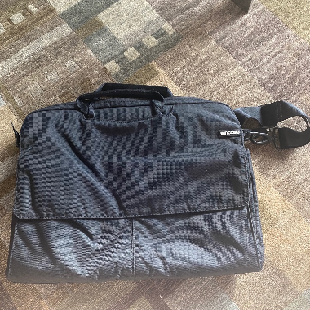 New without tags In Case laptop brief case